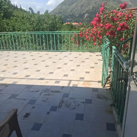 Apartamento Albania *