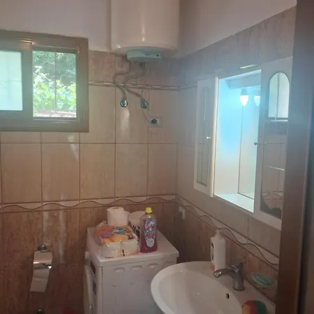 Apartamento Albania *